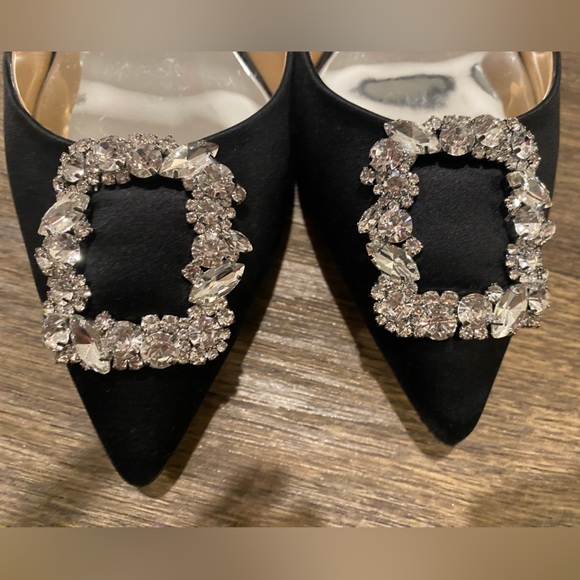 Badgley Mischka Black satin pumps - Picture 5 of 7